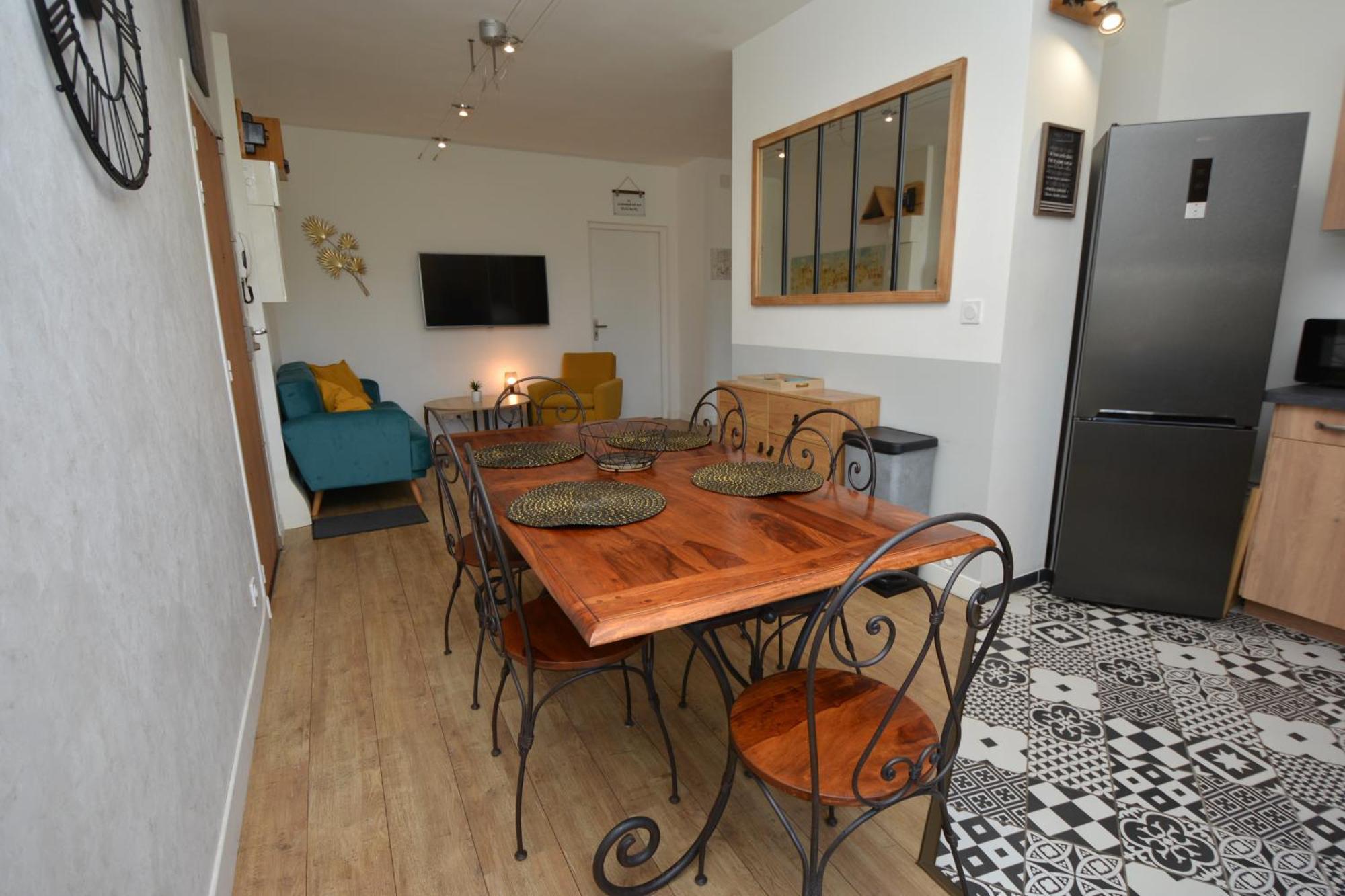 アヴィニョンBellavita - Cosy & Moderne - Proche Des Remparts - Climatisationアパートメント エクステリア 写真